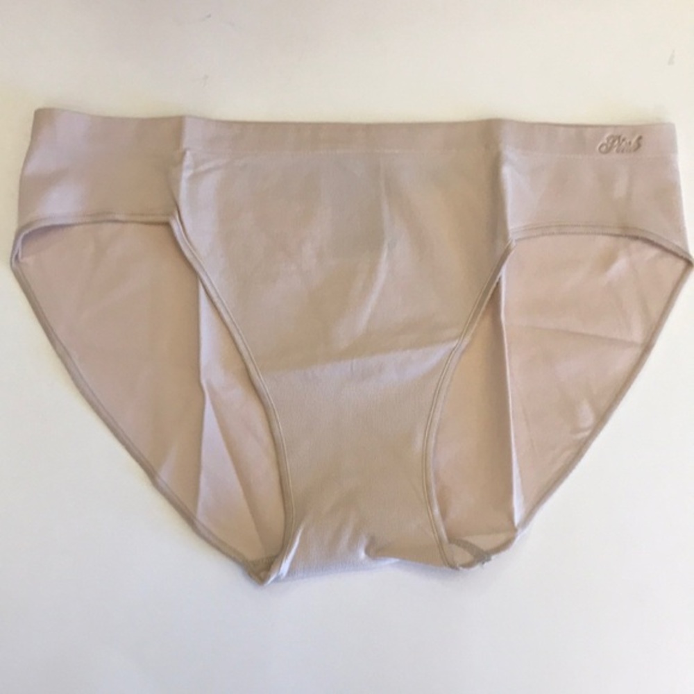 NWT PINK Victoria’s Secrets seamless bikini in Beige Sz S